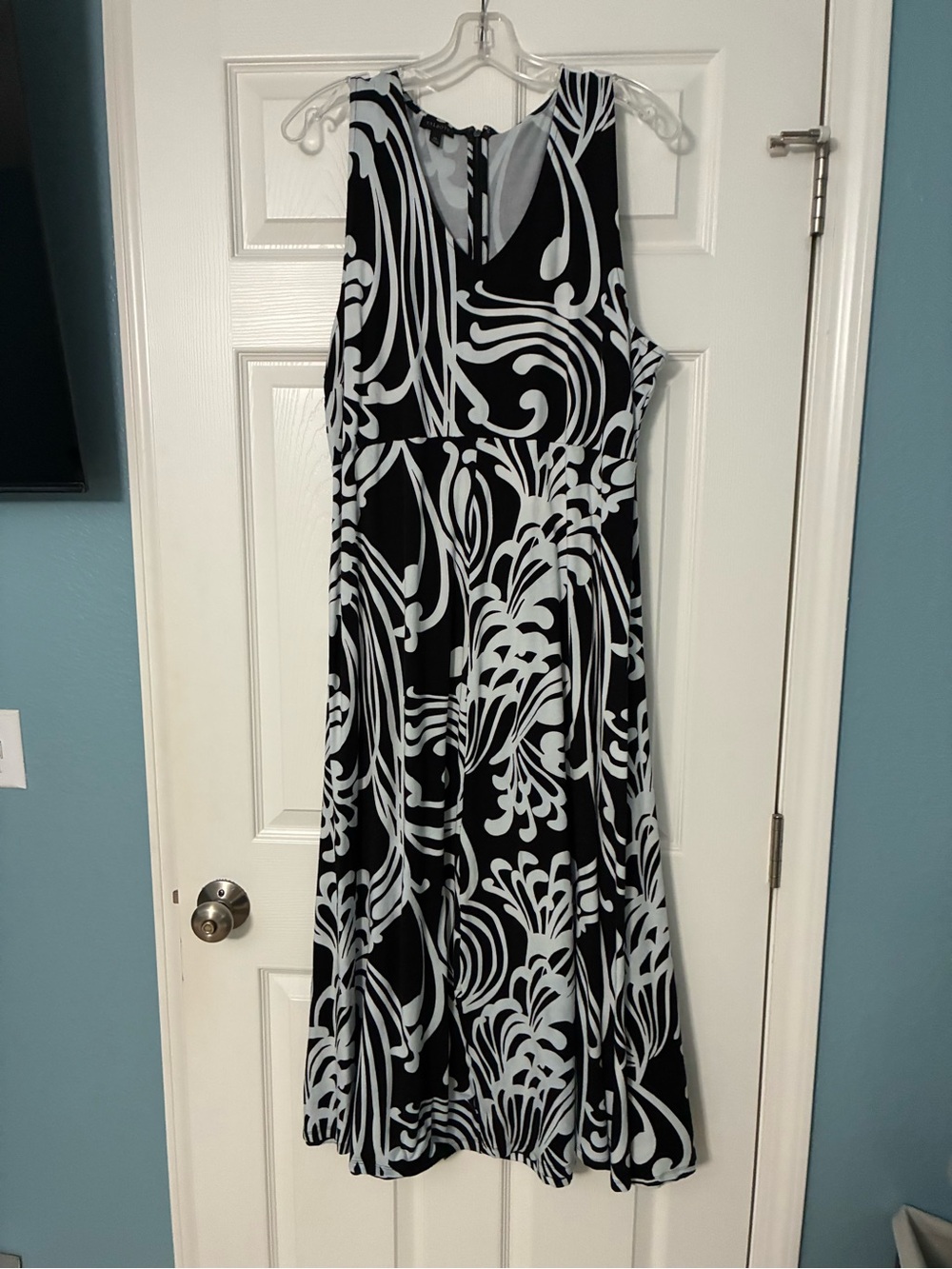 Talbots Black & White Swirl Midi Dress